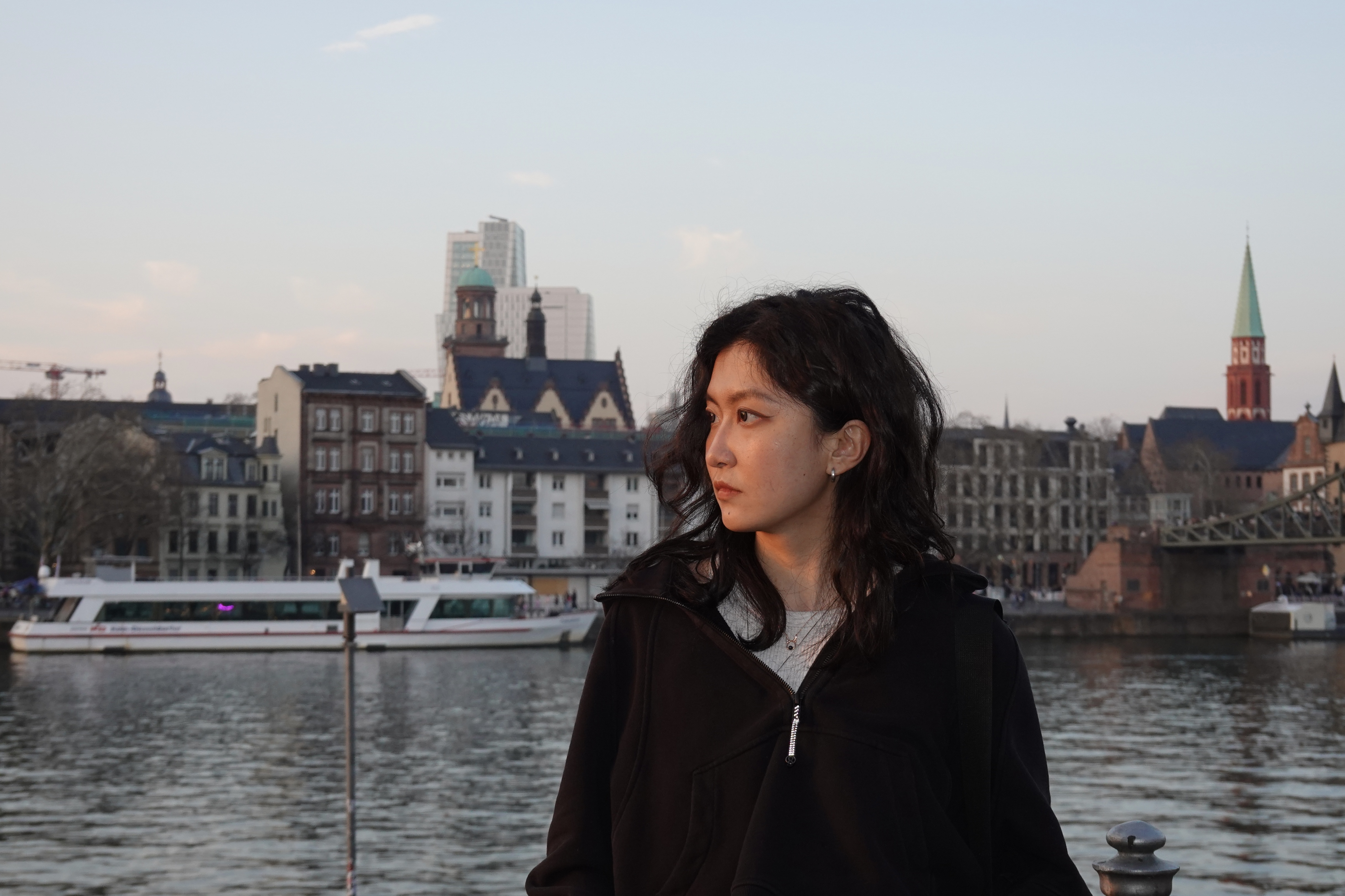 Portrait of Qianyi (Viola)